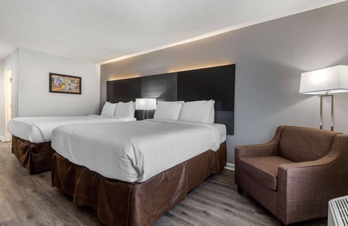 Red Hill Hotel | Econo Lodge at the University