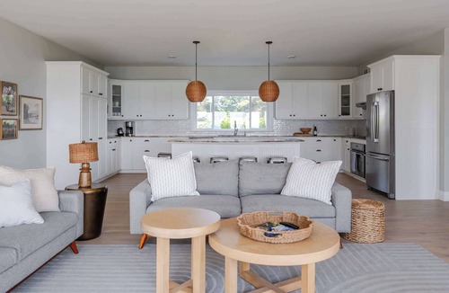 Consecon House | Edenshores - Pristine Waterfront