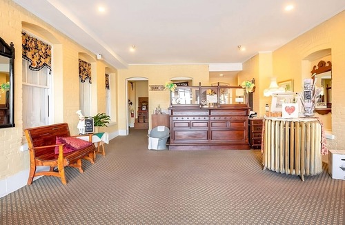 Abbeville House | Enjoy Quality Time w/Family! Onsite Parking! Close to Abbeville Opera House!