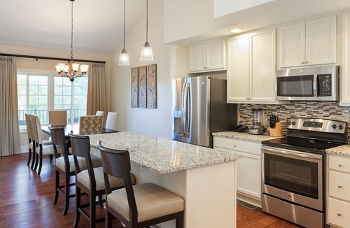 Cashiers Condo | Enjoy the Blue Ridge Mountains in this 2BD condo resort retreat