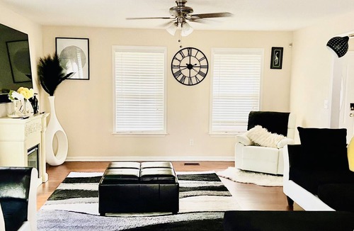 Portsmouth House | Entire house: Clean & spacious house 4 the family.