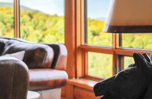 Lakeview Ski Chalet | Escape to Serenity: Mountain-Top Cottage with Stunning Lake Views in Harrington