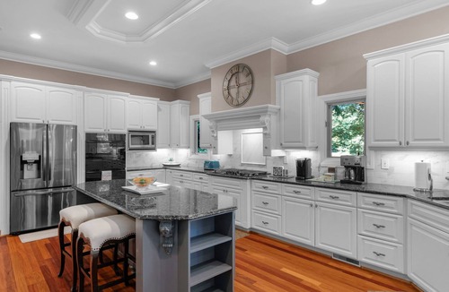 Waxhaw House | Experience the Retreat at Walden Pond set among 4 acres of natural beauty.