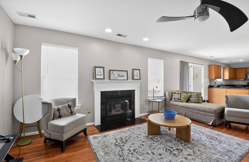 Ampthill House | Family-Friendly 3BR Retreat Near downtown Richmond