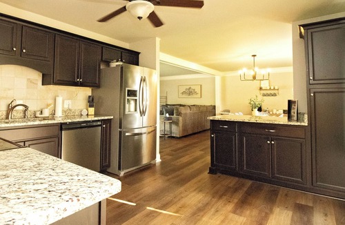 Hendersonville House | Family Lakefront Retreat with Kayaks + SUP’s + Firepit just 30 mins to Nashville