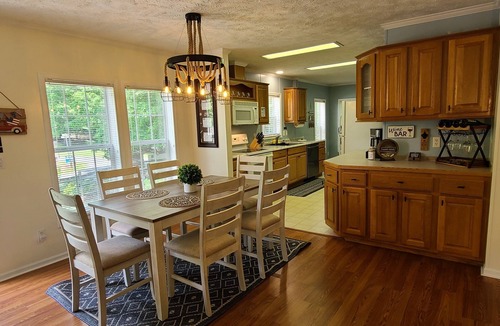 Smith Mountain Lake House | Family retreat at the Lake! Dock the boat, fish, jump, or swim from the dock.