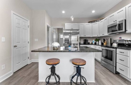 East Durham House | Fantastic new home, close to downtown