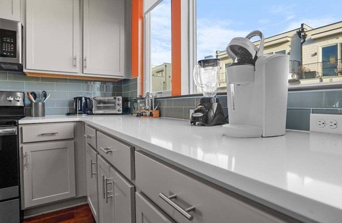 Katie Hill Neighborhood House | Fern Haven 13–Perfect Family Retreat–Sleeps 6