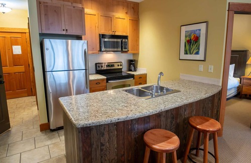 Fernie Condo | Fernie - Timberline Lodges Juniper #633