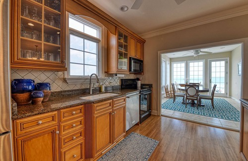 Garden City House | Five Bedroom, Seven and one half Bath, Oceanfront home