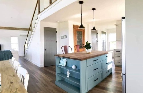 Malpeque Cottage | Foxcliff Cottage - A newly built executive seaside vacation rental!
