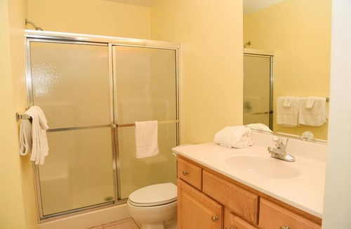 Calabash Villa | Full Kitchen, 2 Bedrooms, 2 Bathrooms, Golf Resort, Close to Beach in Calabash, NC(3005)