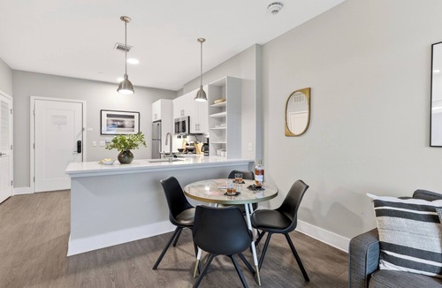 Hillsboro West End House | Full Kitchen + In-Unit Laundry + Terrace | Walk to Hillsboro Village | Belcourt