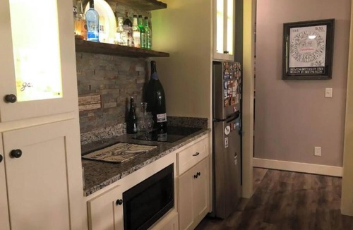 Landrum Apartment | Fun, family Foothills retreat with Game Room and 6-person hot tub!