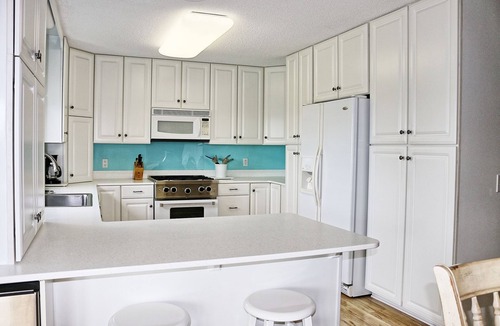 Murrells Inlet House | Gambler's Retreat - Five Bedroom, Four Bath Beach Home with Private Pool