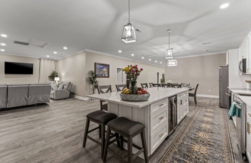 Fredericksburg House | Gem in a box!