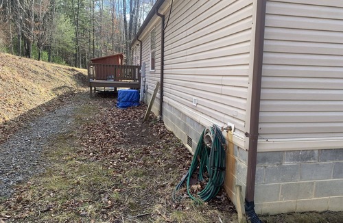 Gap Mills House | GETAWAY! Peaceful Lodge 20 acres of private land, Trout Pond, stream on site