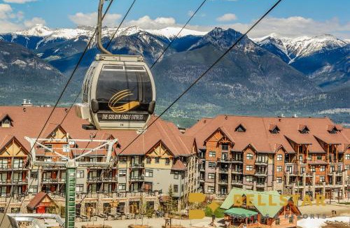 Golden Hotel | Glacier & Mountaineer Lodge