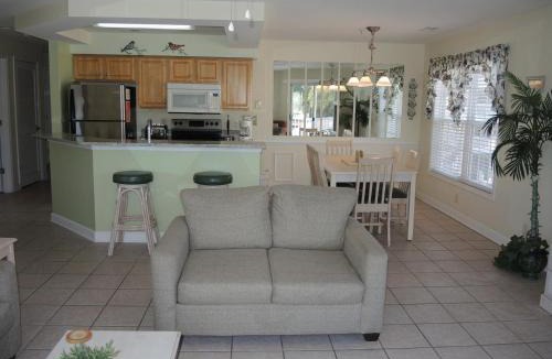 Calabash Villa | Golf Resort Villa 2607 with Outdoor Pool