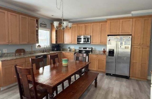 Surfside Beach House | Gone To The Beach 4 Bedroom Home by RedAwning
