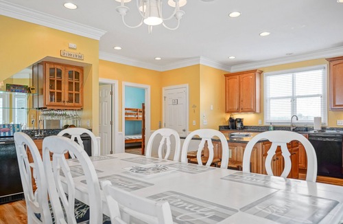 Ocean Isle Beach House | Gorgeous 6BR Beach House, Ocean Views, Pool, 20 Steps to Beach, 3 King Beds