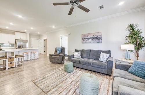 Calabash House | Gorgeous Calabash Condo w/Balcony & Pool Access!