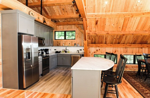 Nobleboro House | Gorgeous newly constructed post and beam retreat on Damariscotta Lake