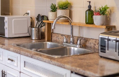 Mile End Apartment | Grand 4BR – Your Spacious Mont-Royal Retreat