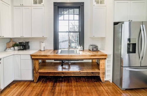 Court House Hill House | Grand Historic Downtown Home that Gives Back