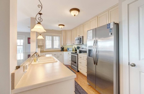 Banner Elk Condo | Grand Oaks RC4- Mountain Condo, Gated Resort, Indoor/Outdoor Pools & Hot Tub