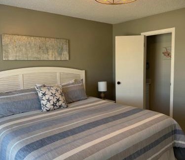North Myrtle Beach Apartment | Great 2 Br 1 & half bath Marsh Villas 2M