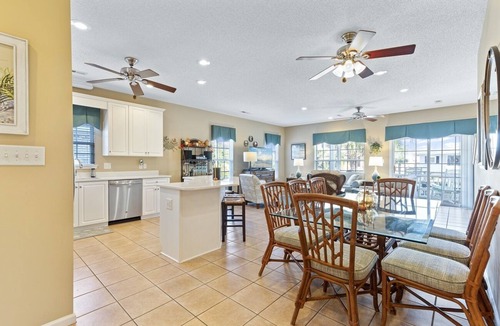 Surfside Beach House | Great Beach House - Pool - 3 min walk to the beach, pier & restaurants