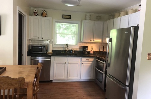 Cherokee Cottage | Great Fishing! Quiet & Relaxing! Close to Casino & Mingo Falls!