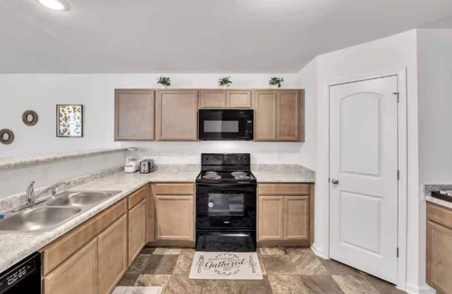 Greensboro House | Great Value! New Modern Spacious Home!