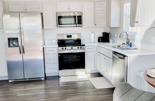 Lumberton Cottage | Green Cottage at Pecan Pines – Near I-95nLumberton NC/Pembroke NC