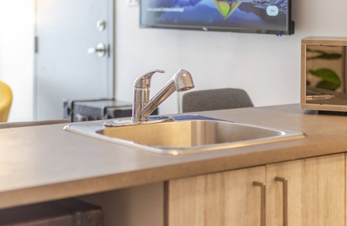 Griffintown Apartment | Griffintown Glam | Luxury Stay