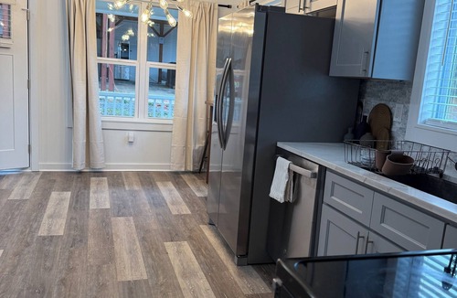 Durham House | Guest House with private Gate Near Downtown Durham Peaceful 2-bedroom 2 Bathroom