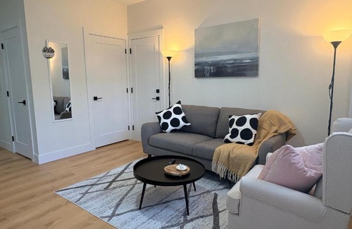 Mission House | Guest Suite in Mission