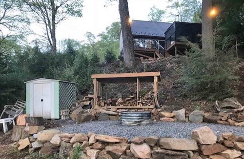 Dysart et al Cottage | Harcourt on the Hill - Secluded 3BR Cottage w/Sauna, Dock, Kayaks, Wi-Fi
