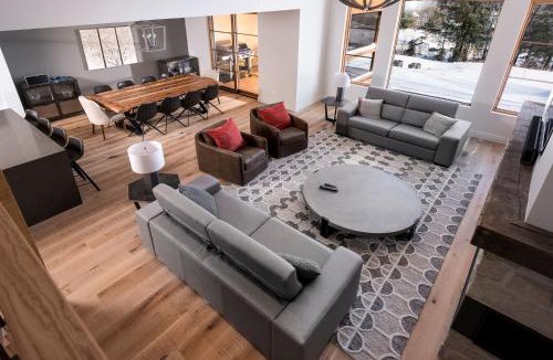 Mont-Tremblant Ski Chalet | Havre 115 Des Montagnes Luxurious & Modern Ski-in Ski-out