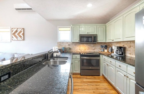 Seven Devils Condo | Hawks Peak 406- Mtn Condo, Top Floor, Mtn View, Modern, Near Attractions