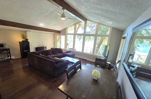Kamloops House | Heffley Lake House - 2 openings left for summer! Private dock