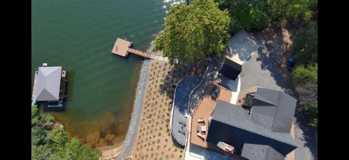 Taylorsville House | Heron's Cove with Dock & Kayaks