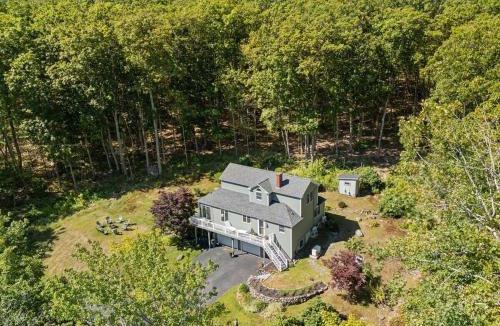 Rockport House | Hillhouse, tastefully decorated Maine home