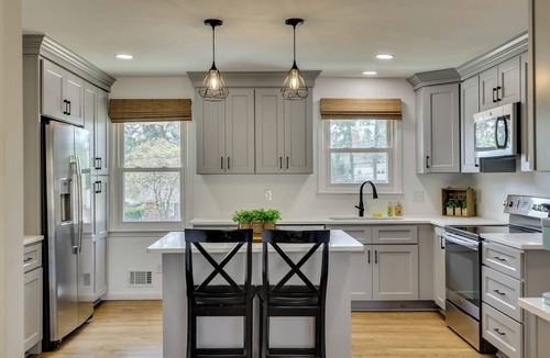 Augusta House | Hillwood Haven - 4 King Beds 5 Miles to Augusta National
