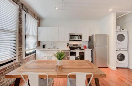 South Main Historic District Apartment | Historic Details Modern Updates in Prime Location