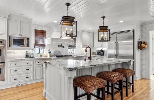 Swansboro House | Historic home in seaside village of Swansboro w/private beach parking
