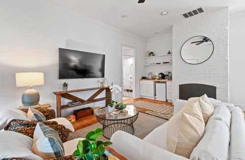 Hot Springs Apartment | Historic Magnolia Cottage - luxurious, in-town, mountain view, firepit, gardens