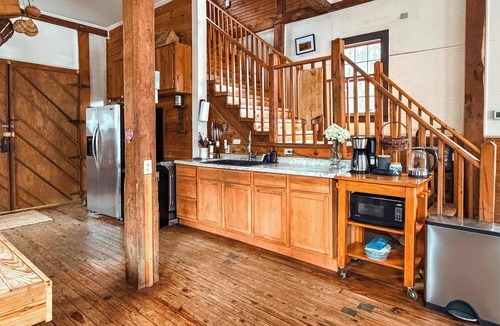Westfield House | Historic Waterfall Mill with Hot Tub