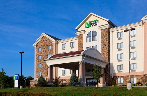 Kingsport Hotel | Holiday Inn Express Hotel & Suites Kingsport-Meadowview I-26, an Ihg Hotel